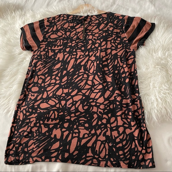 LOFT • Black & Blush Top - Picture 8 of 11